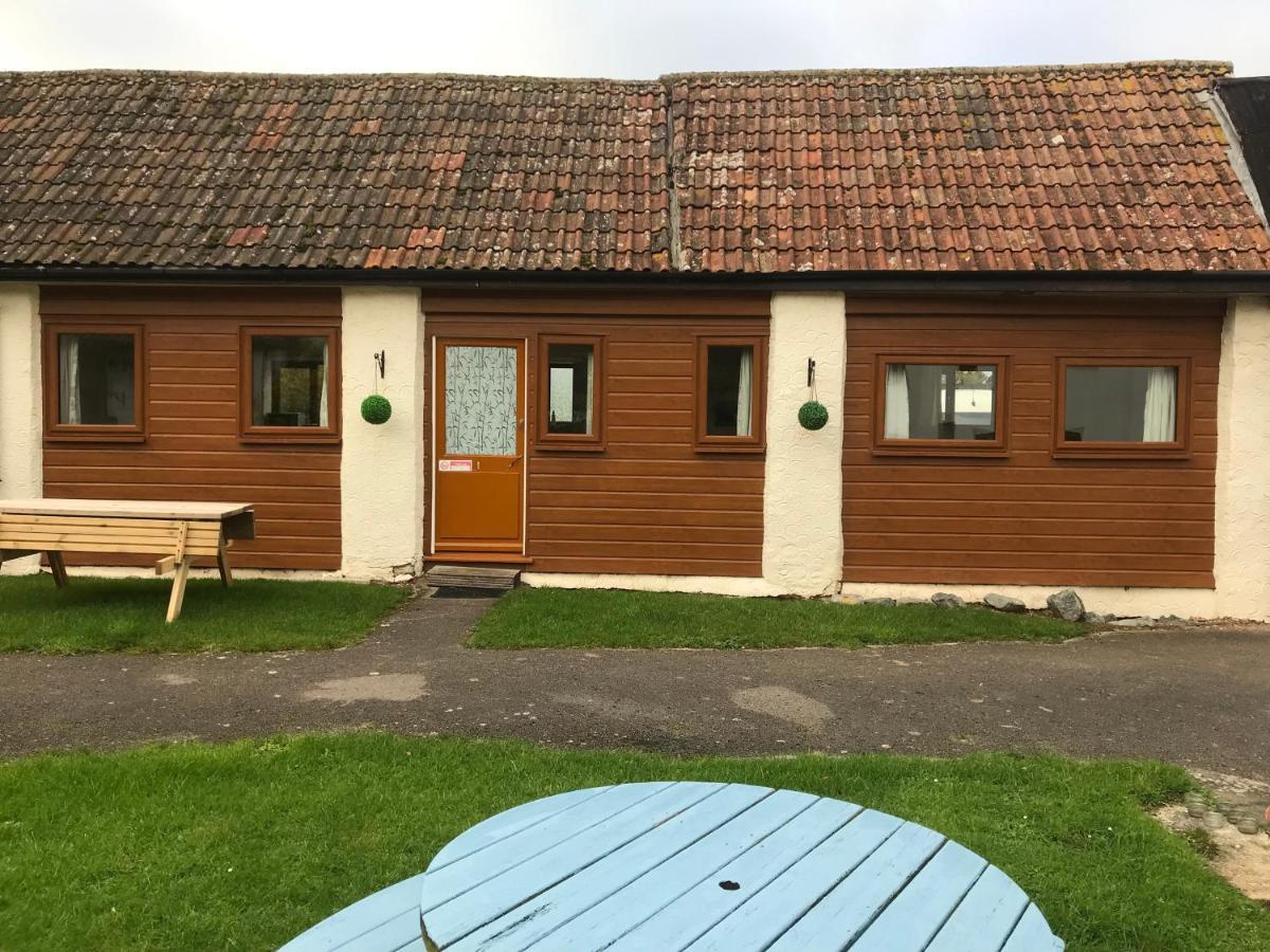 ווצ'ט Court Farm Holiday Bungalows Ltd מראה חיצוני תמונה