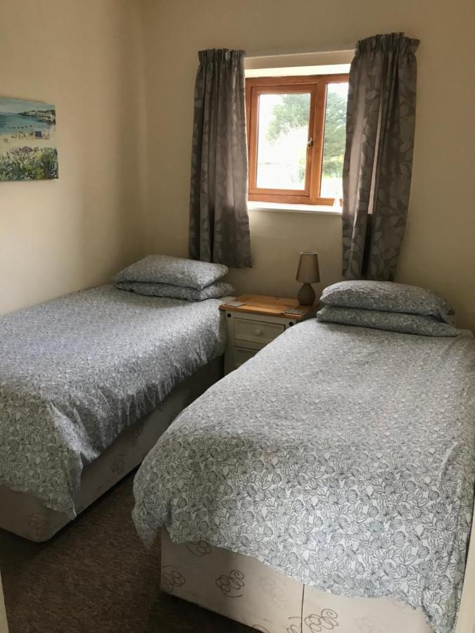 ווצ'ט Court Farm Holiday Bungalows Ltd מראה חיצוני תמונה