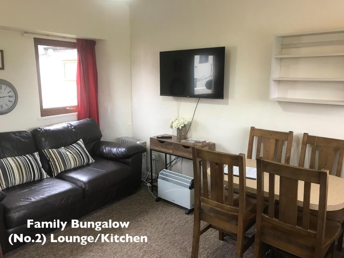 ווצ'ט Court Farm Holiday Bungalows Ltd מראה חיצוני תמונה