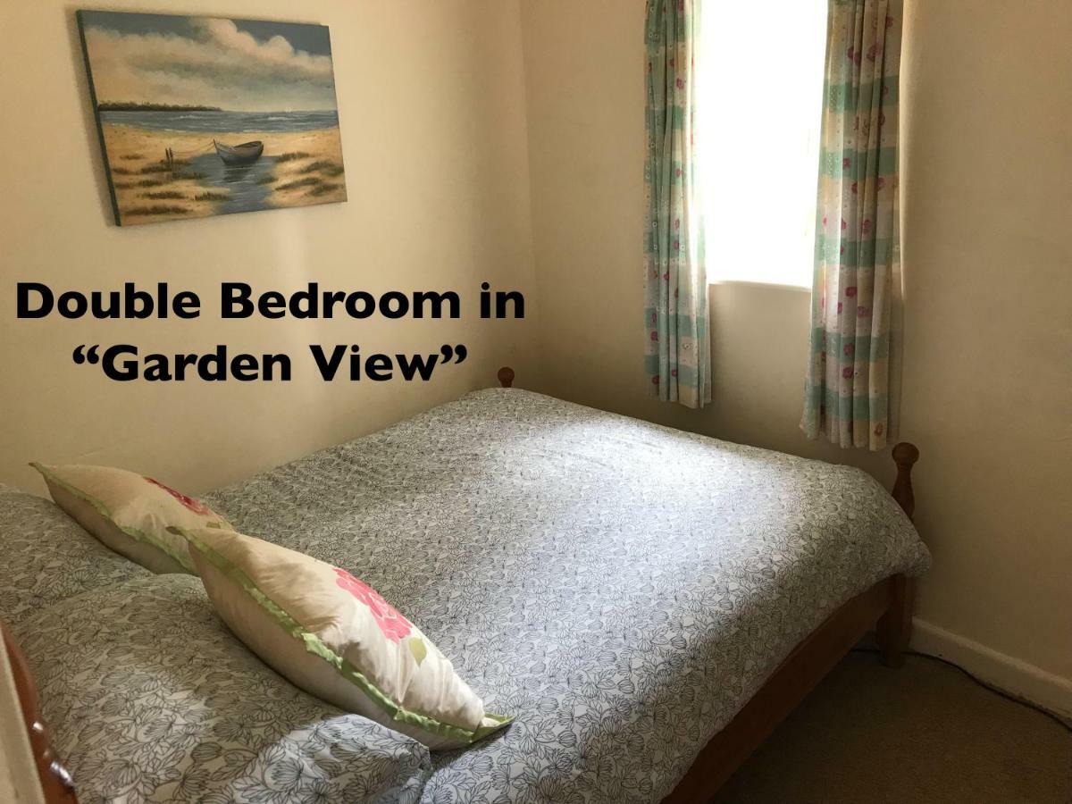 ווצ'ט Court Farm Holiday Bungalows Ltd מראה חיצוני תמונה